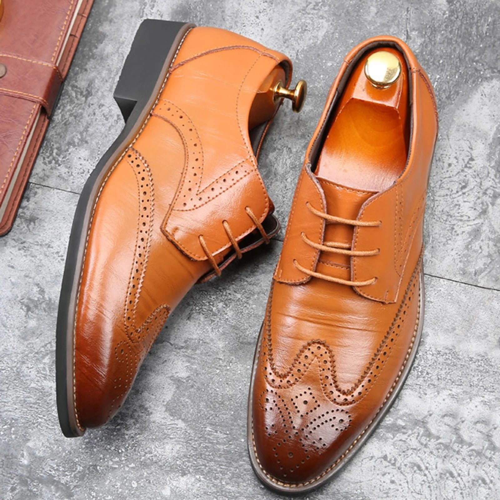 Men's Pointed Toe Leather Dress Shoes