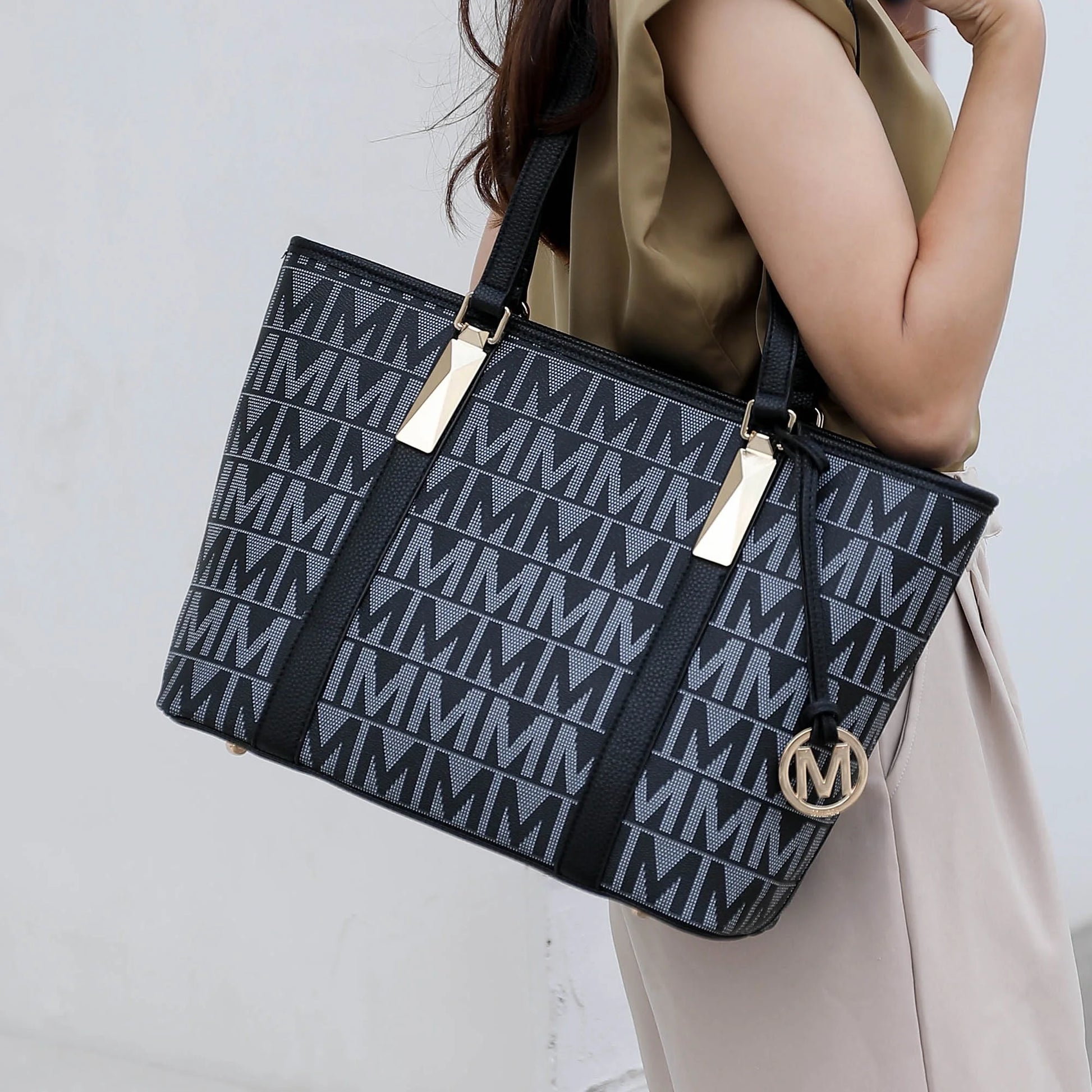 Mia K. Marimar Tote Bag Set: Handbag, Pouch & Wristlet